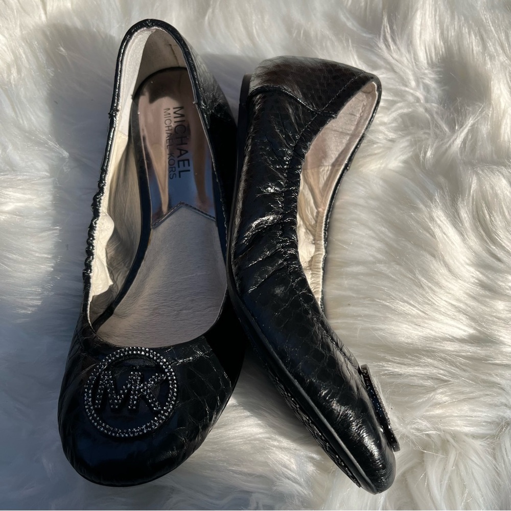 MICHAEL Michael Kors Fulton Black Quilted Leather Ballet Flats - Picture 3 of 11